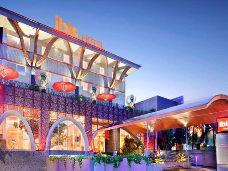 Hotel Ibis Bali Kuta à Kuta Lombok Extérieur photo